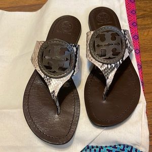Tory burch sandals